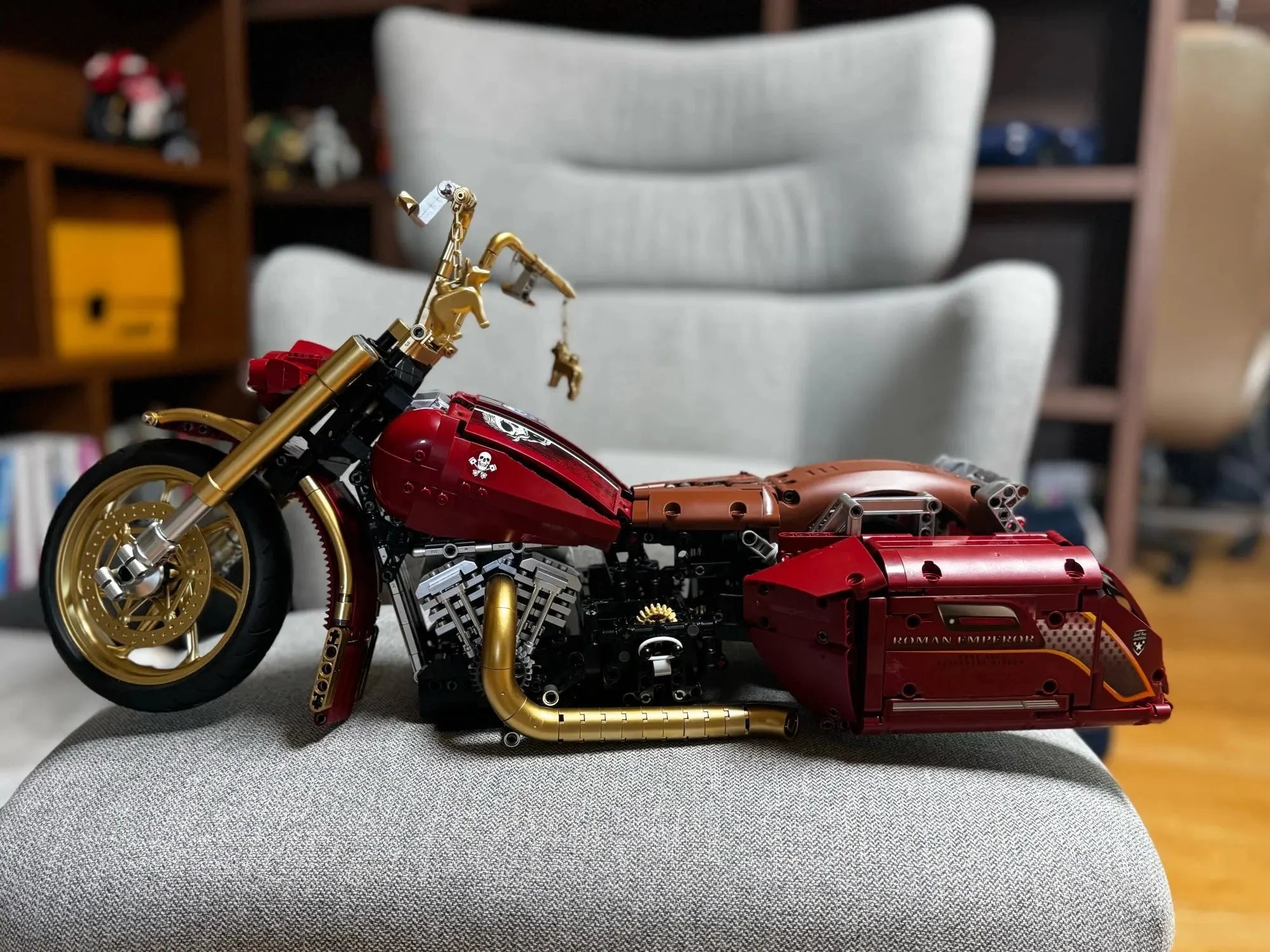 Red Motorcycle Chopper | 2111pcs