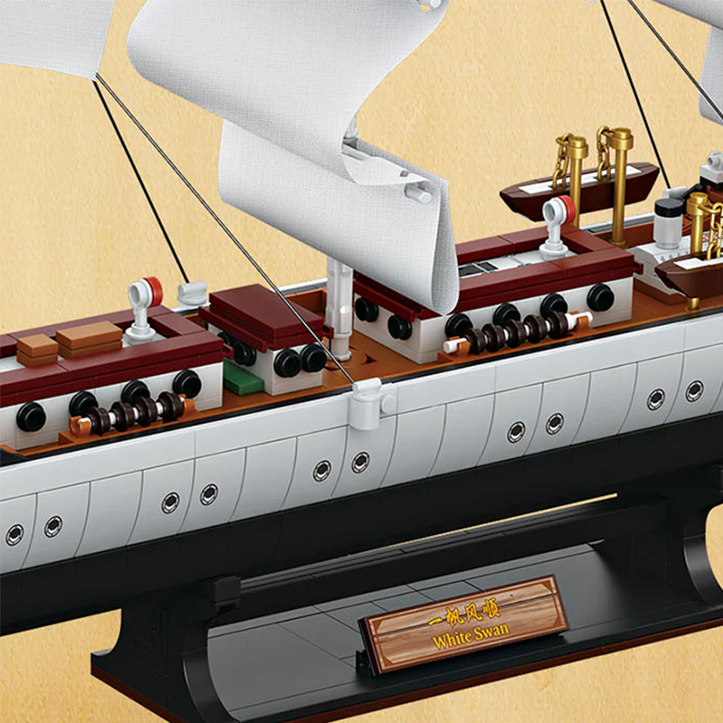 Great White Swan | 1761pcs