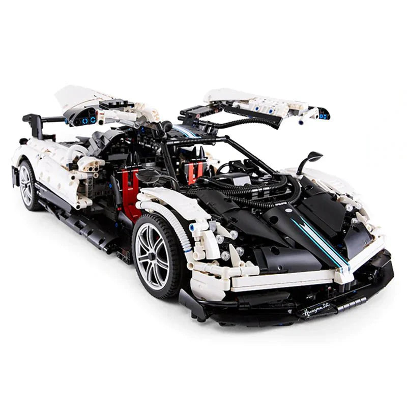 Pagani Huayra Roadster | 2896pcs