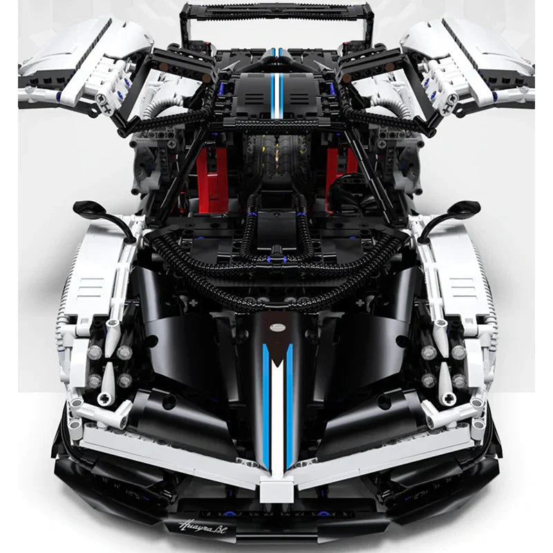 Pagani Huayra Roadster | 2896pcs