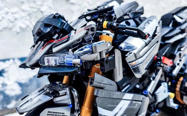 Suzuki B-King | 2426pcs